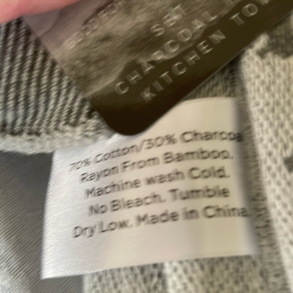 - Bamboo Set of 2 dachshund themed dish towels - Picture 4 of 6